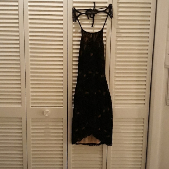 Dress - Picture 3 of 6